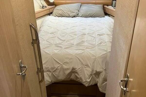 CARRY ON 70ft Hatteras Yacht For Sale