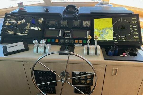 CARRY ON 70ft Hatteras Yacht For Sale