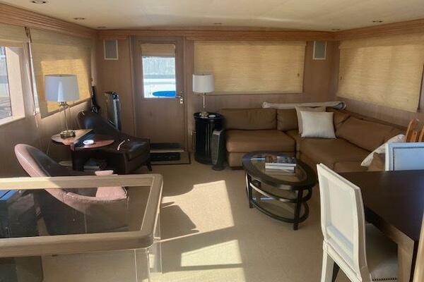 CARRY ON 70ft Hatteras Yacht For Sale