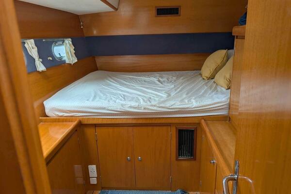 2002 Lagoon 470 Owner Version For Sale