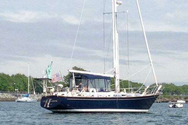 Photo of the 1986 Endeavour 42 CC