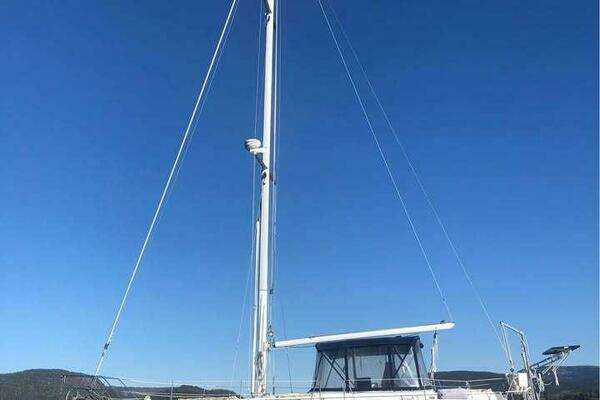 Photo of the 1986 Endeavour 42 CC