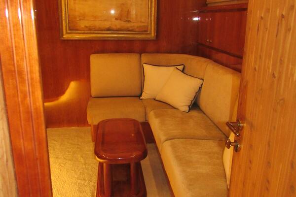 SANCTUARY 100ft Hargrave Yacht For Sale