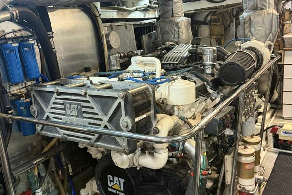 SANCTUARY 100ft Hargrave Yacht For Sale