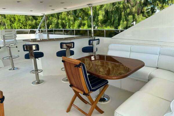 Hargrave Hargrave 100 Capri Yacht For Sale