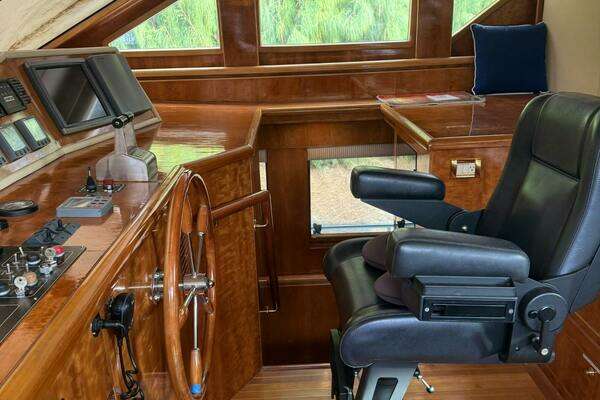 Hargrave Hargrave 100 Capri Yacht For Sale