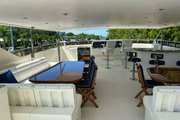 Hargrave Hargrave 100 Capri Yacht For Sale
