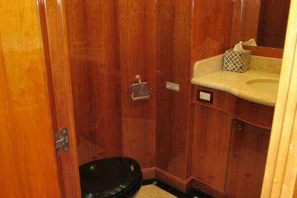 Hargrave Hargrave 100 Capri Yacht For Sale