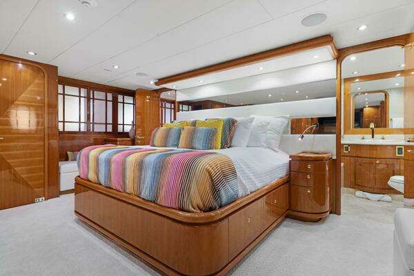 Hargrave Capri Skylounge Yacht For Sale