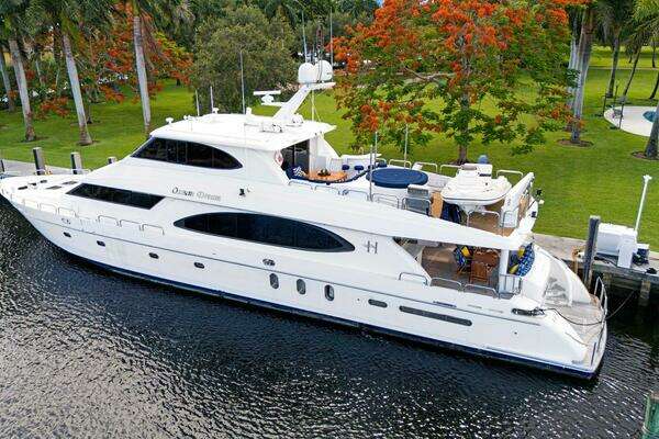 Hargrave Capri Skylounge Yacht For Sale