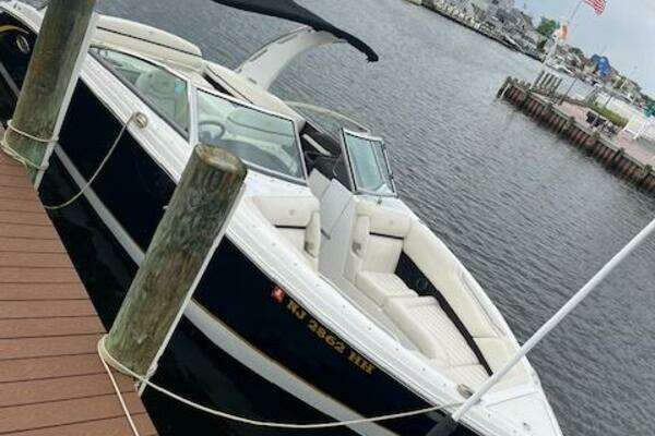 27ft Cobalt Yacht For Sale