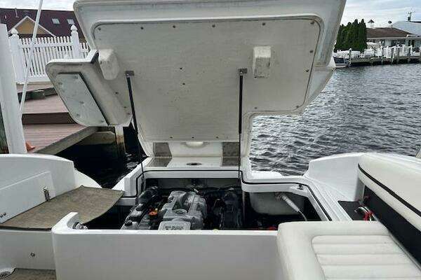 27ft Cobalt Yacht For Sale
