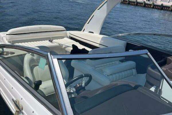 27ft Cobalt Yacht For Sale