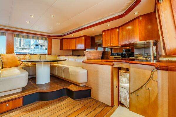 Westport Cockpit Motor Yacht Yacht For Sale
