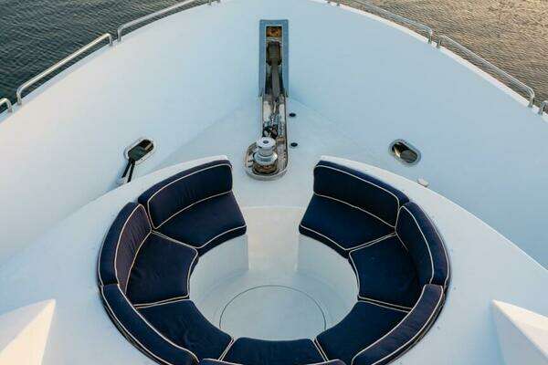 Westport Cockpit Motor Yacht Yacht For Sale