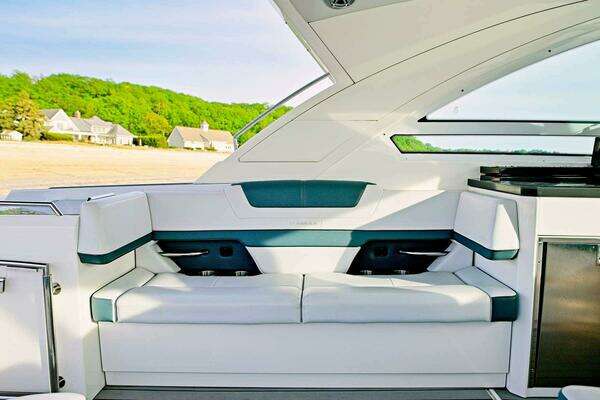 TRUE NORTH 40ft Formula Yacht For Sale
