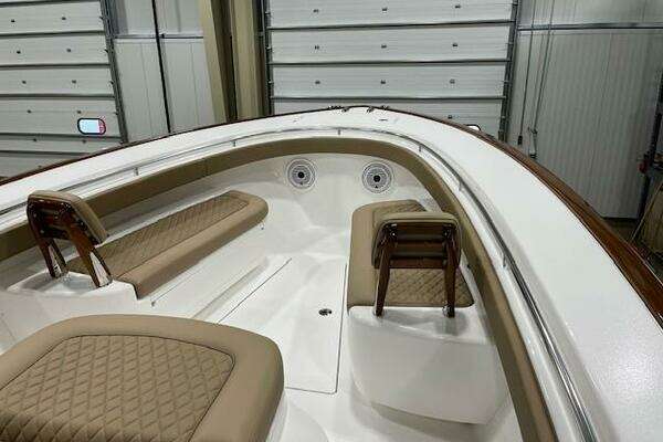Valhalla Boatworks V 37 Yacht For Sale