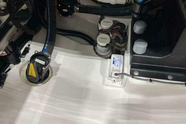 Valhalla Boatworks V 37 Yacht For Sale