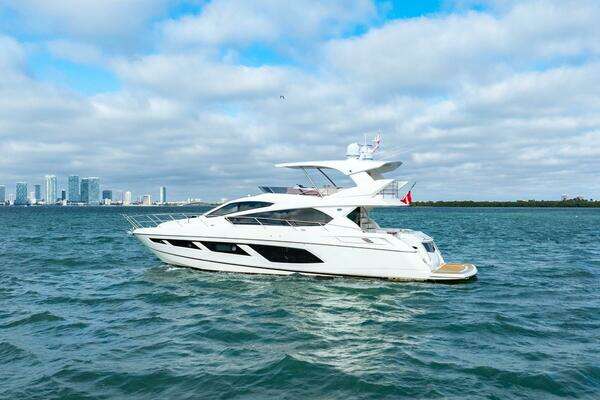 Photo of the 2016 Sunseeker Manhattan 65