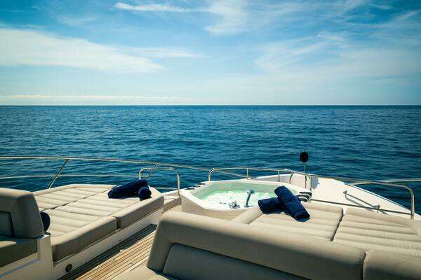 Sunseeker Sunseeker 116 Yacht Yacht For Sale