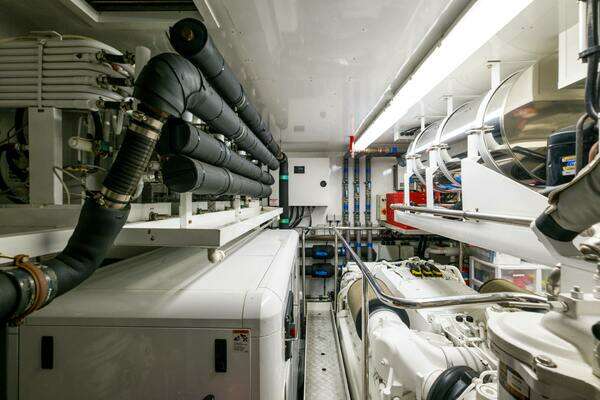 Sunseeker Sunseeker 116 Yacht Yacht For Sale