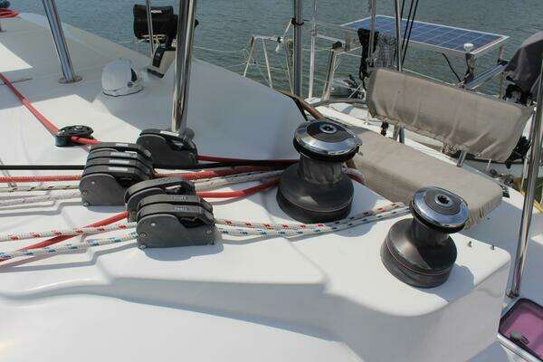 Lagoon 380 Yacht For Sale