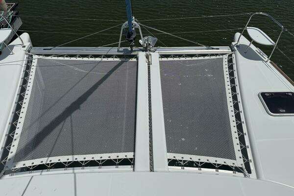 Lagoon 380 Yacht For Sale
