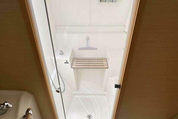 Lagoon 380 Yacht For Sale