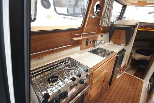 27ft Ranger Tugs Yacht For Sale