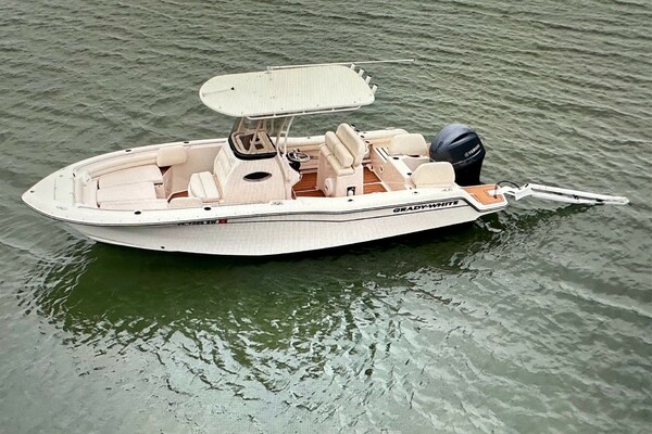 23ft Grady White Yacht For Sale
