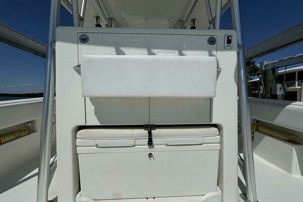 SeaVee 390B Center Console Yacht For Sale
