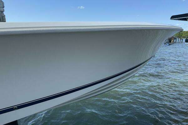 SeaVee 390B Center Console Yacht For Sale