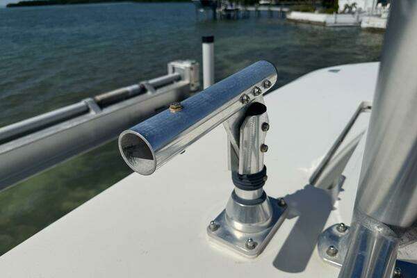 SeaVee 390B Center Console Yacht For Sale