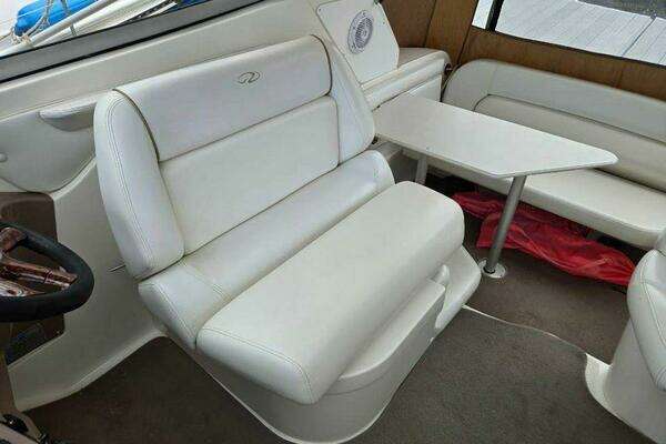 Photo of the 2003 Regal 2860 Commodore "BALE MONEY"