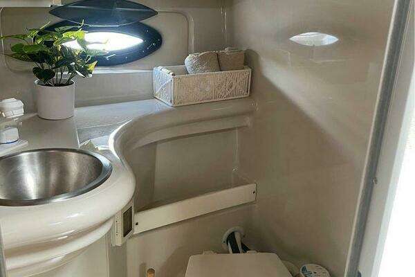 Photo of the 2003 Regal 2860 Commodore "BALE MONEY"