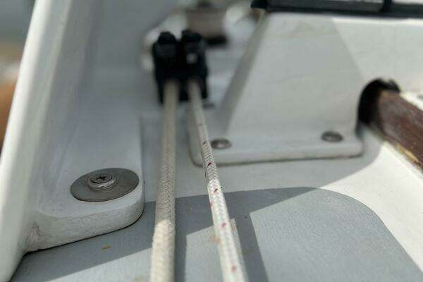 27ft Cape Dory Yacht For Sale