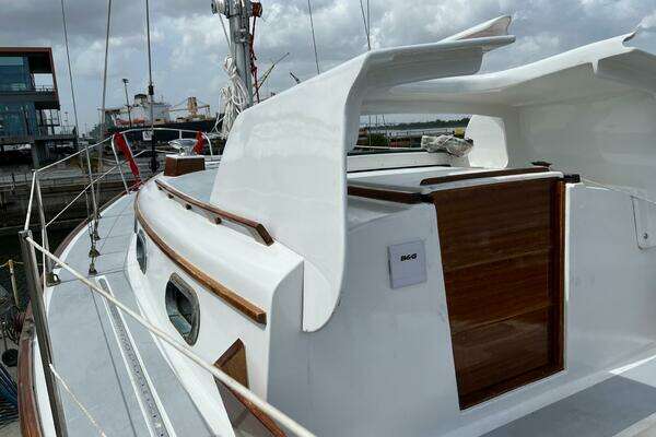 27ft Cape Dory Yacht For Sale