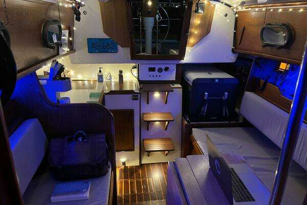 27ft Cape Dory Yacht For Sale