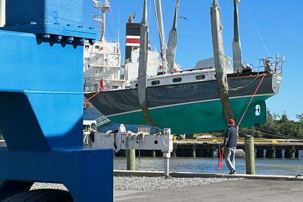 27ft Cape Dory Yacht For Sale