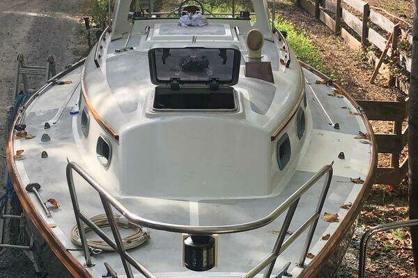 27ft Cape Dory Yacht For Sale