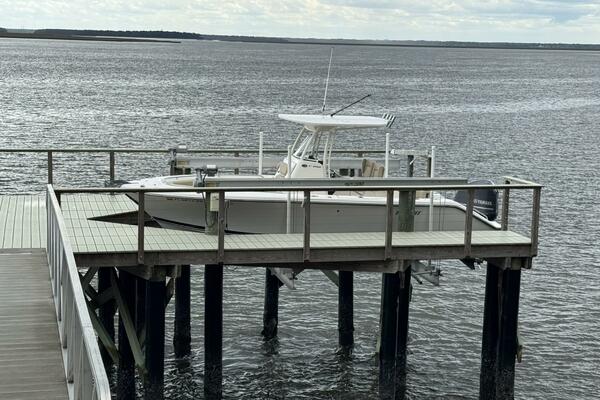 23ft Pursuit Yacht For Sale