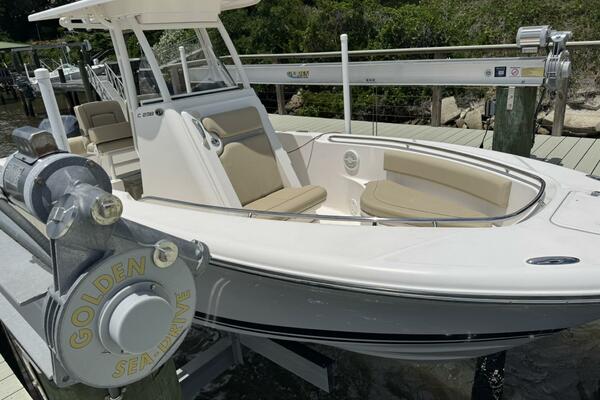 23ft Pursuit Yacht For Sale