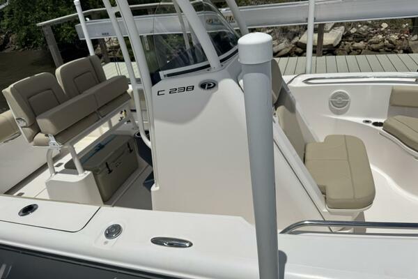 23ft Pursuit Yacht For Sale