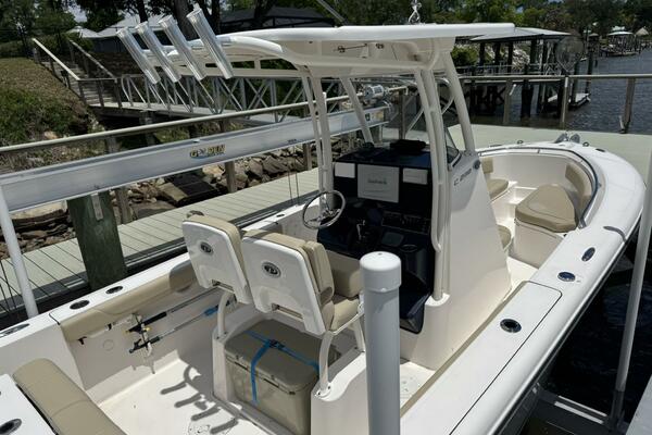 23ft Pursuit Yacht For Sale