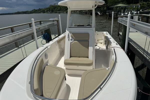 23ft Pursuit Yacht For Sale