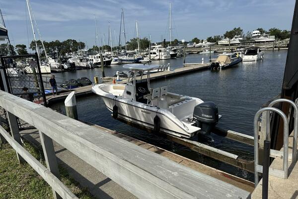 23ft Pursuit Yacht For Sale