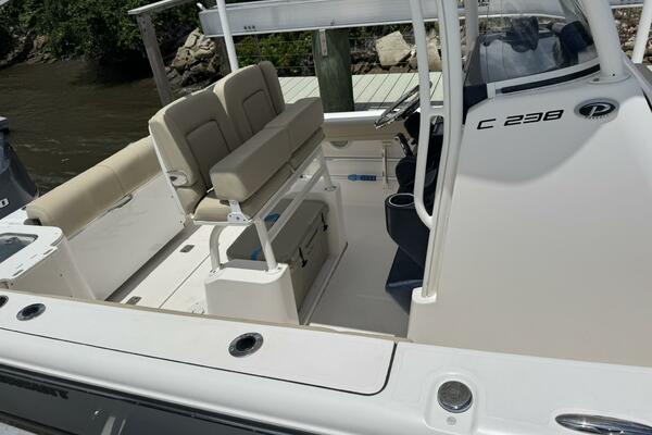 23ft Pursuit Yacht For Sale