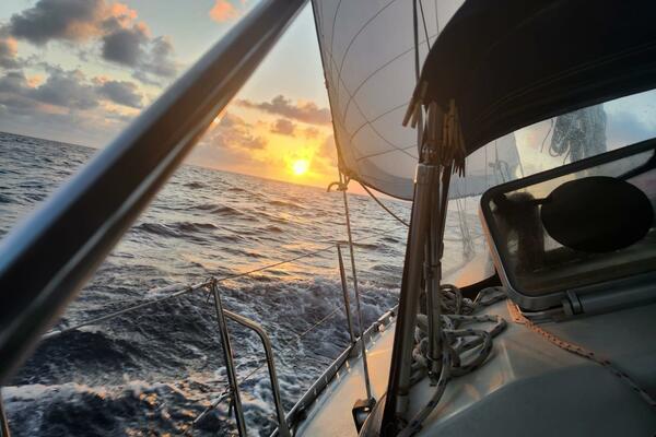 Horizon 38ft Beneteau Yacht For Sale