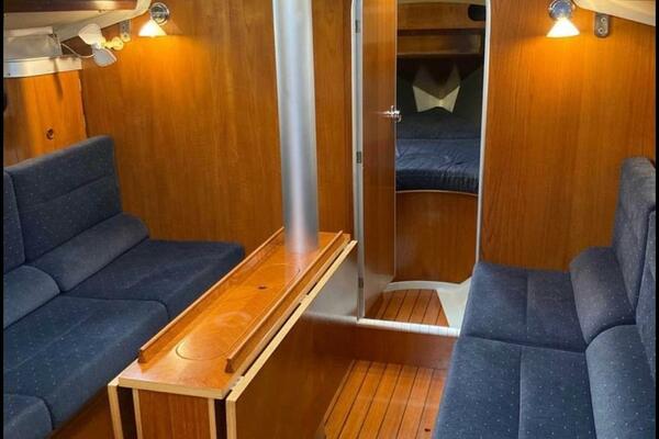 Horizon 38ft Beneteau Yacht For Sale
