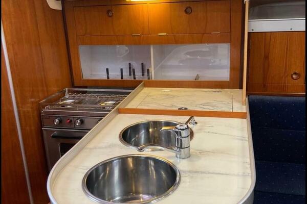 Horizon 38ft Beneteau Yacht For Sale